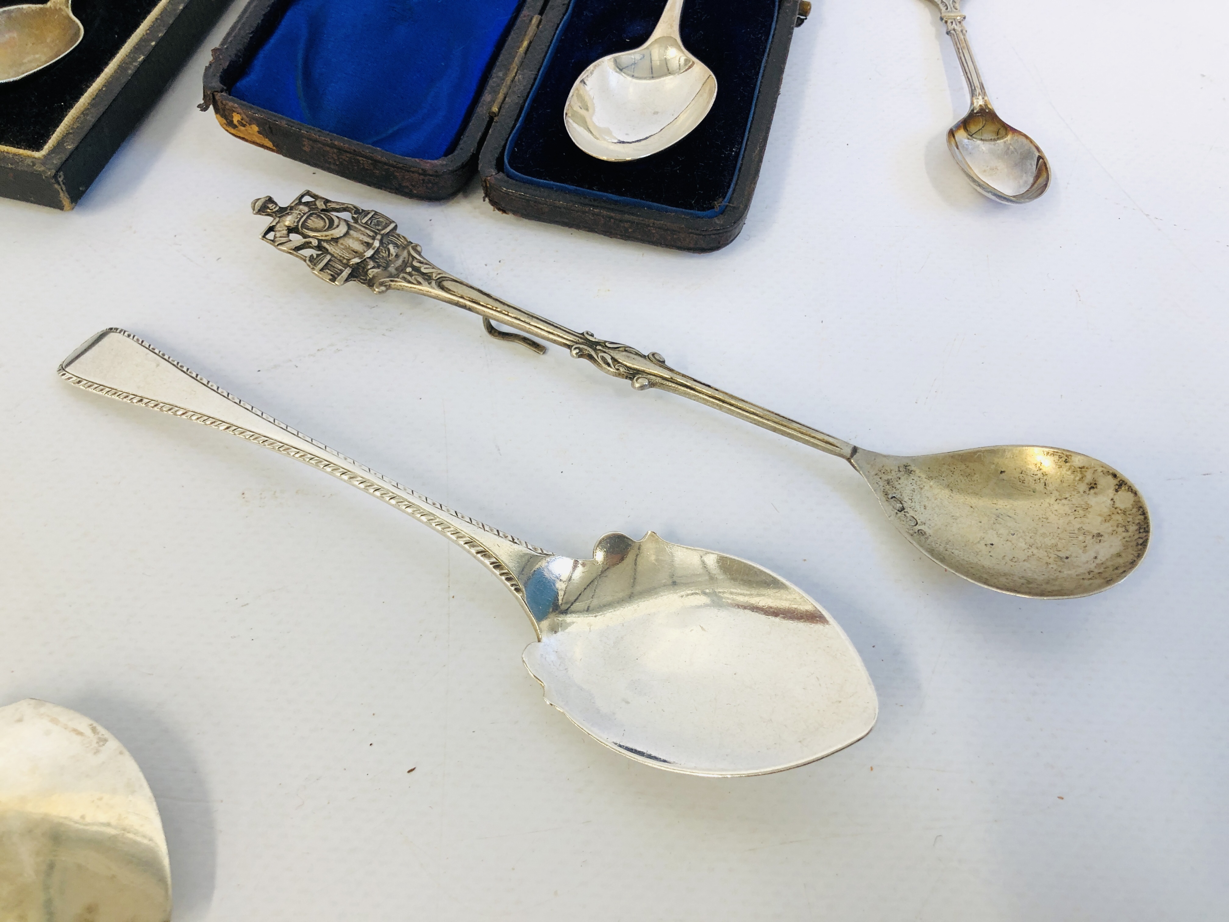 THREE ANTIQUE SILVER JAM SPOONS, CASED SILVER SPOON, LONDON ASSAY, SILVER JUBILEE SPOON, - Image 4 of 12