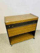 EKCO HEATED HOSTESS TROLLEY - SOLD AS SEEN.