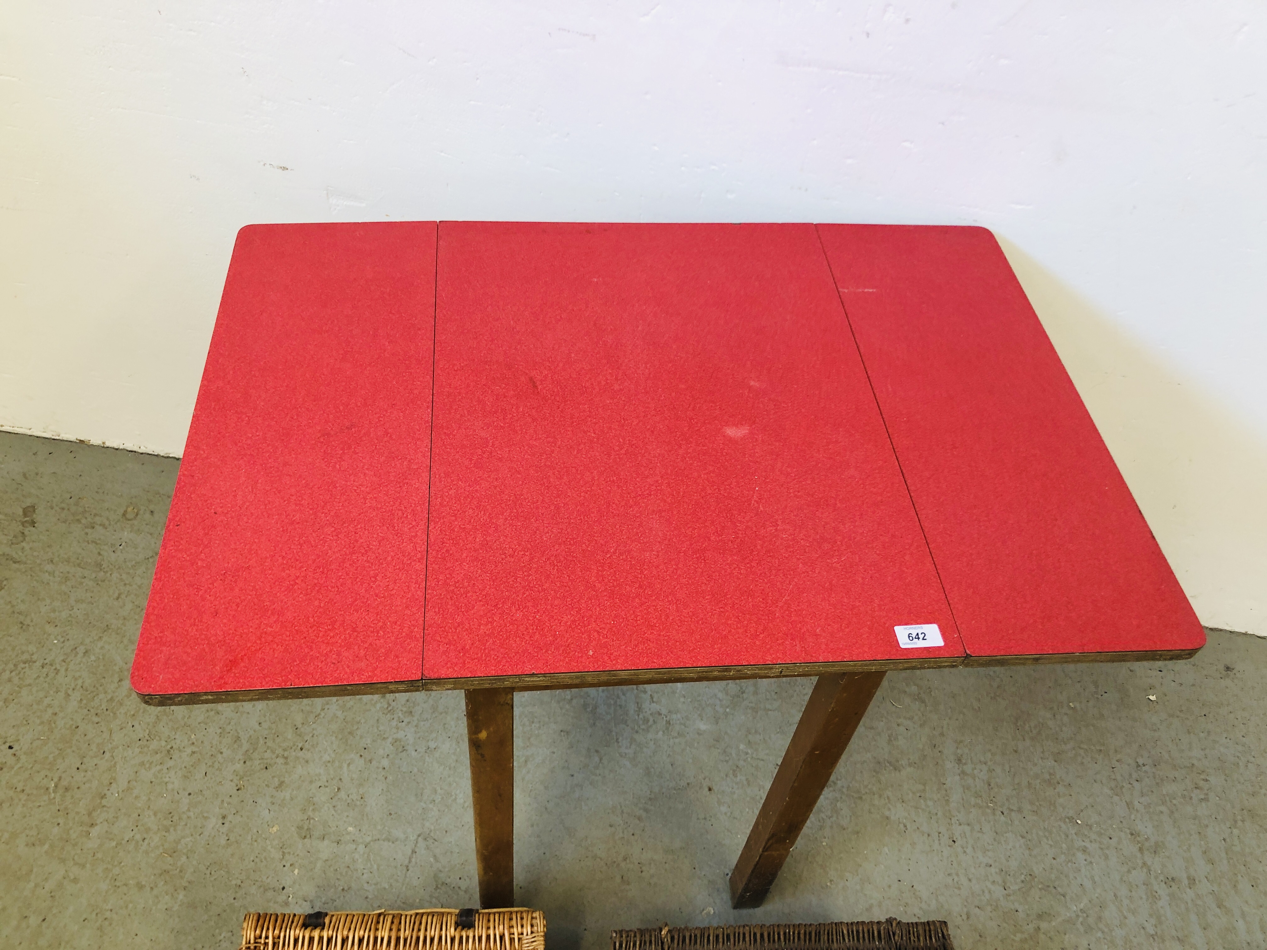 FORMICA DROP LEAF TABLE ALONG WITH TWO WICKER PICNIC BASKETS. - Image 2 of 6