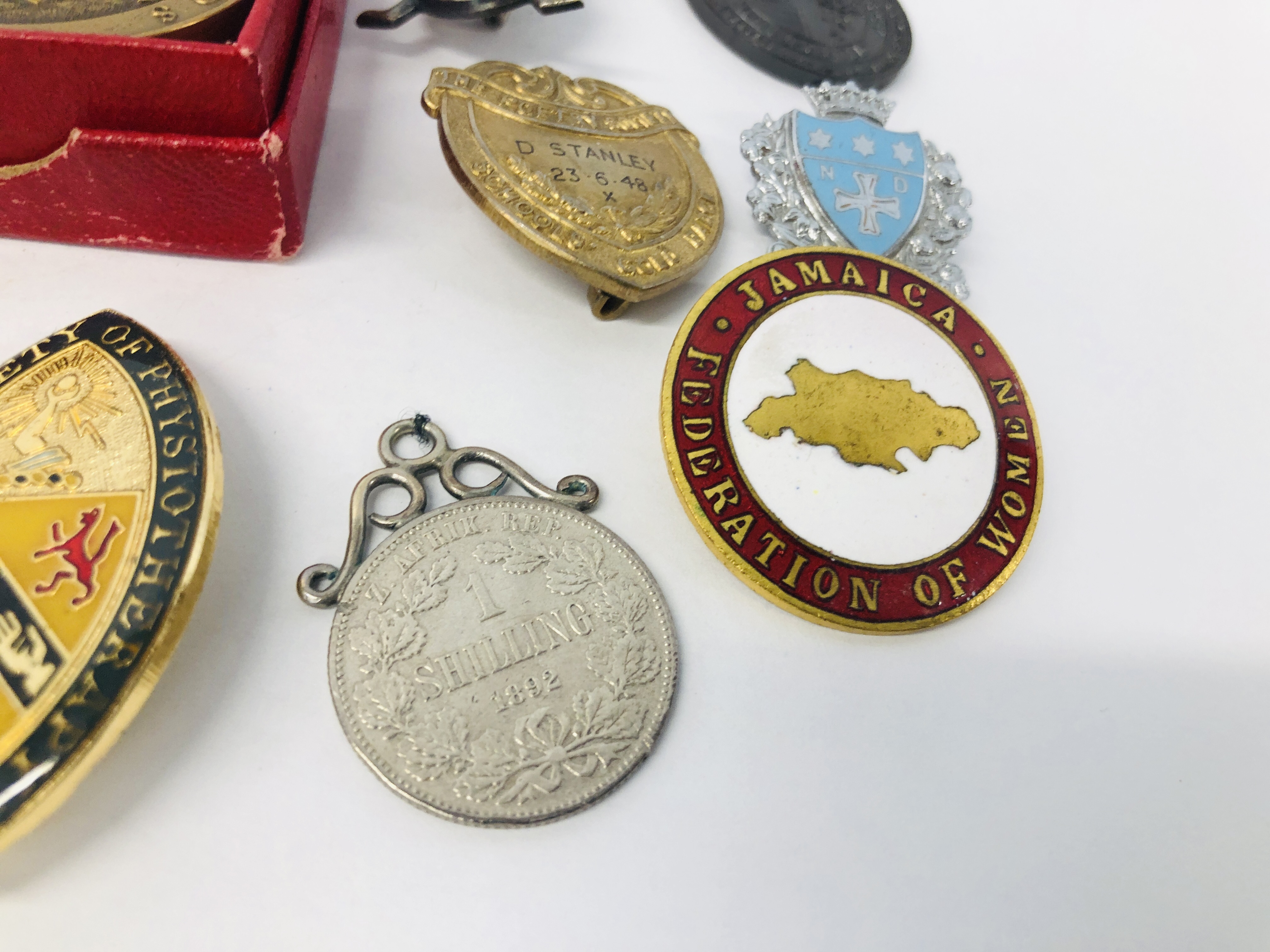 COLLECTION OF COINS AND MEDALS TO INCLUDE A SILVER 1887 DOUBLE FLORIN ETC. - Image 3 of 12