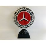 (R) MERCEDES DISPLAY LOGO