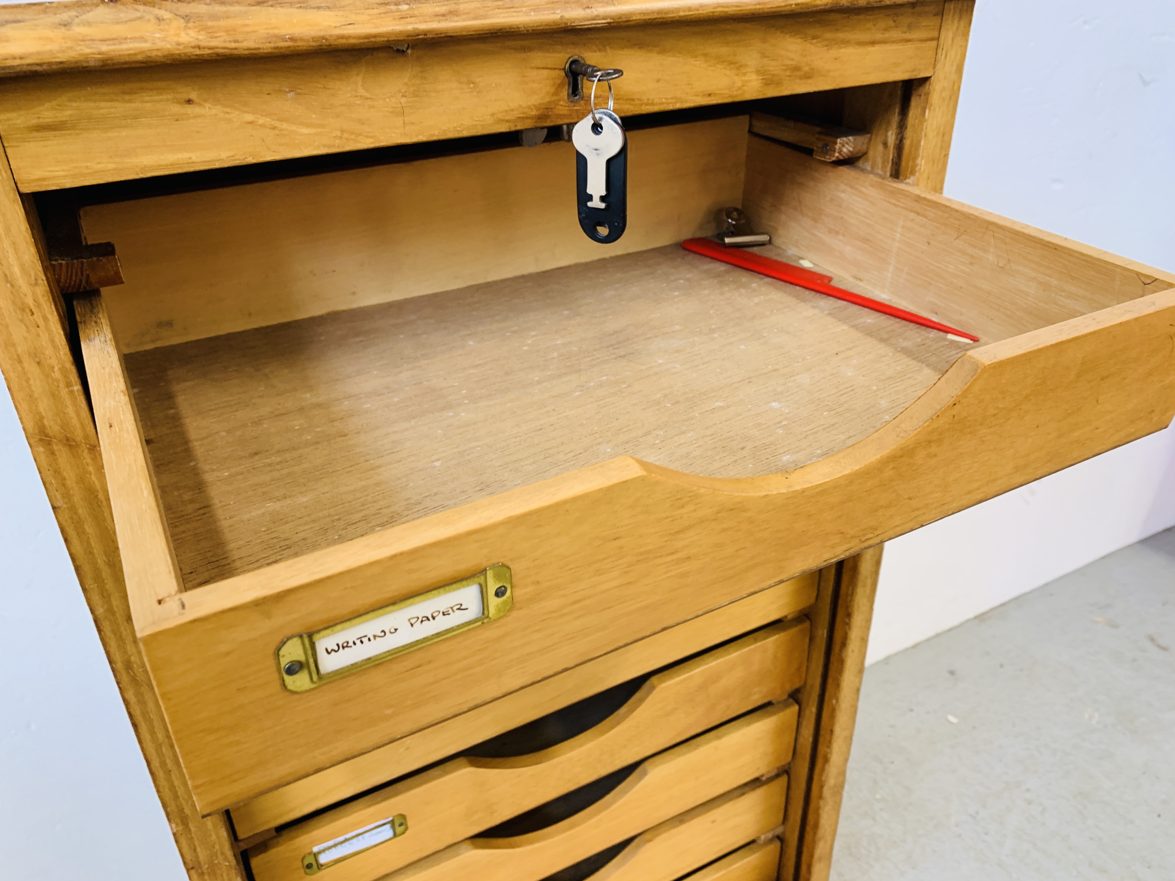 A VINTAGE HARDWOOD TAMBOUR FRONT MULTI DRAWER FILING CABINET W 48CM, D 36CM, H 111CM. - Image 10 of 13