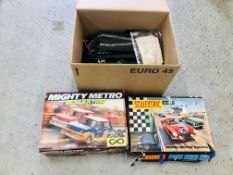 2 X BOXES OF ASSORTED SCALEXTRIC TRACK AND 2 X VINTAGE SCALEXTRIC BOXES OF ACCESSORIES, ETC.