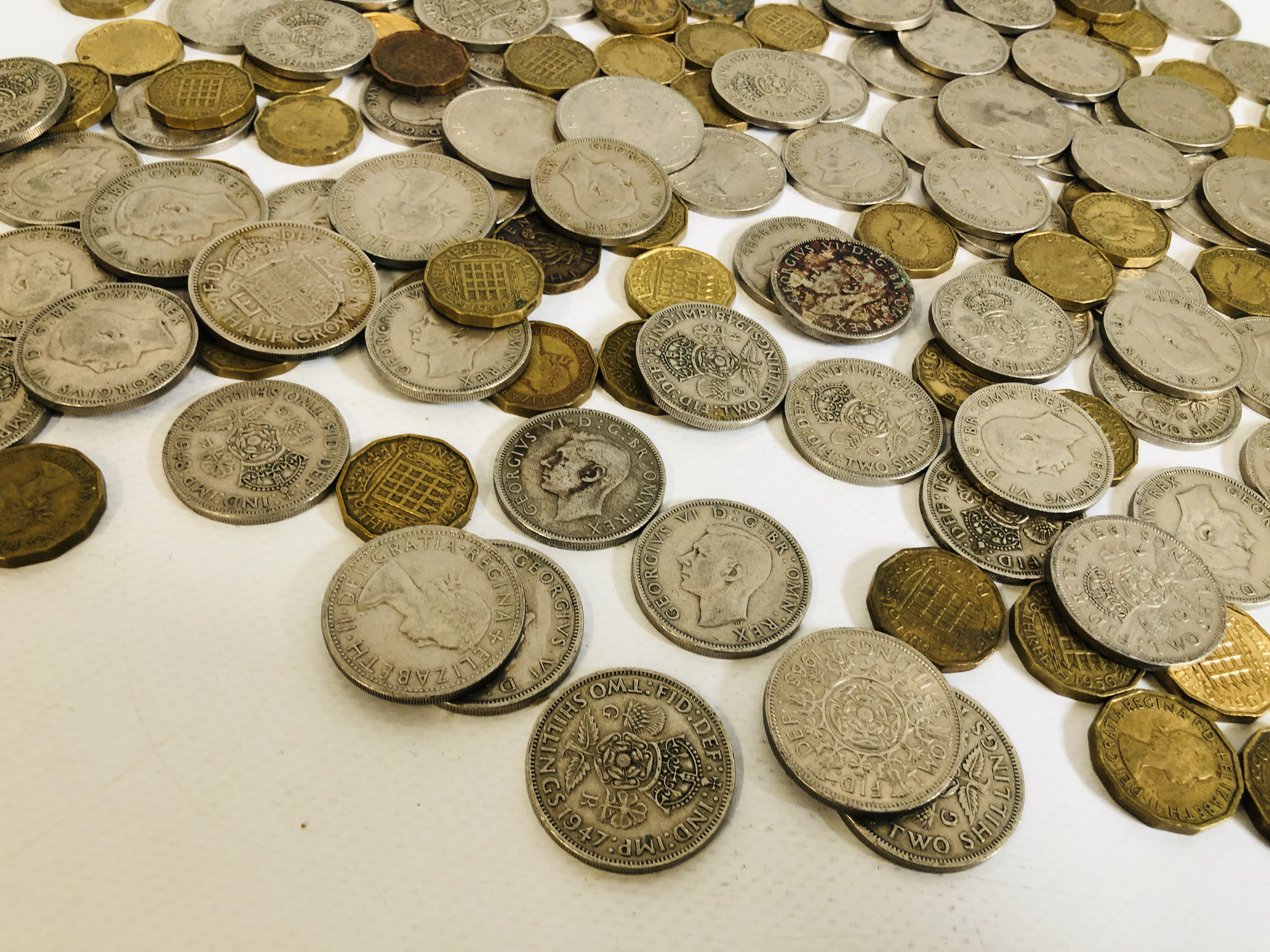 5ML BOX OF HALF CROWNS, TWO SHILLINGS AND THREE PENCE COINS. - Image 2 of 6