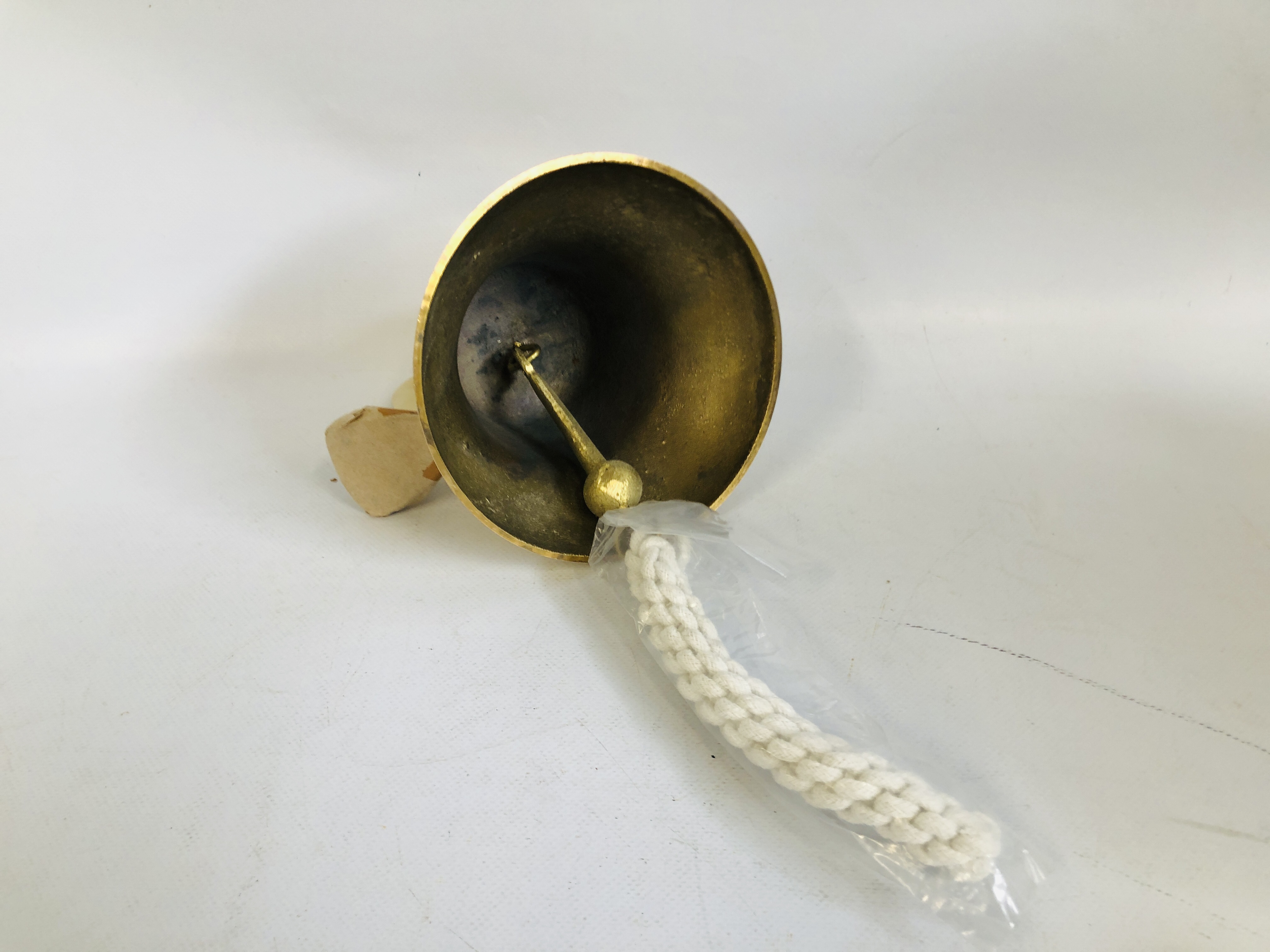 (R) 6"" BRASS BELL - Image 3 of 3