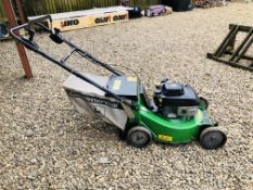 A JOHN DEER JX85 LAWN MOWER FITTED WITH KAWASAKI ENGINE 5 SPEED GEAR BOX - SOLD AS SEEN