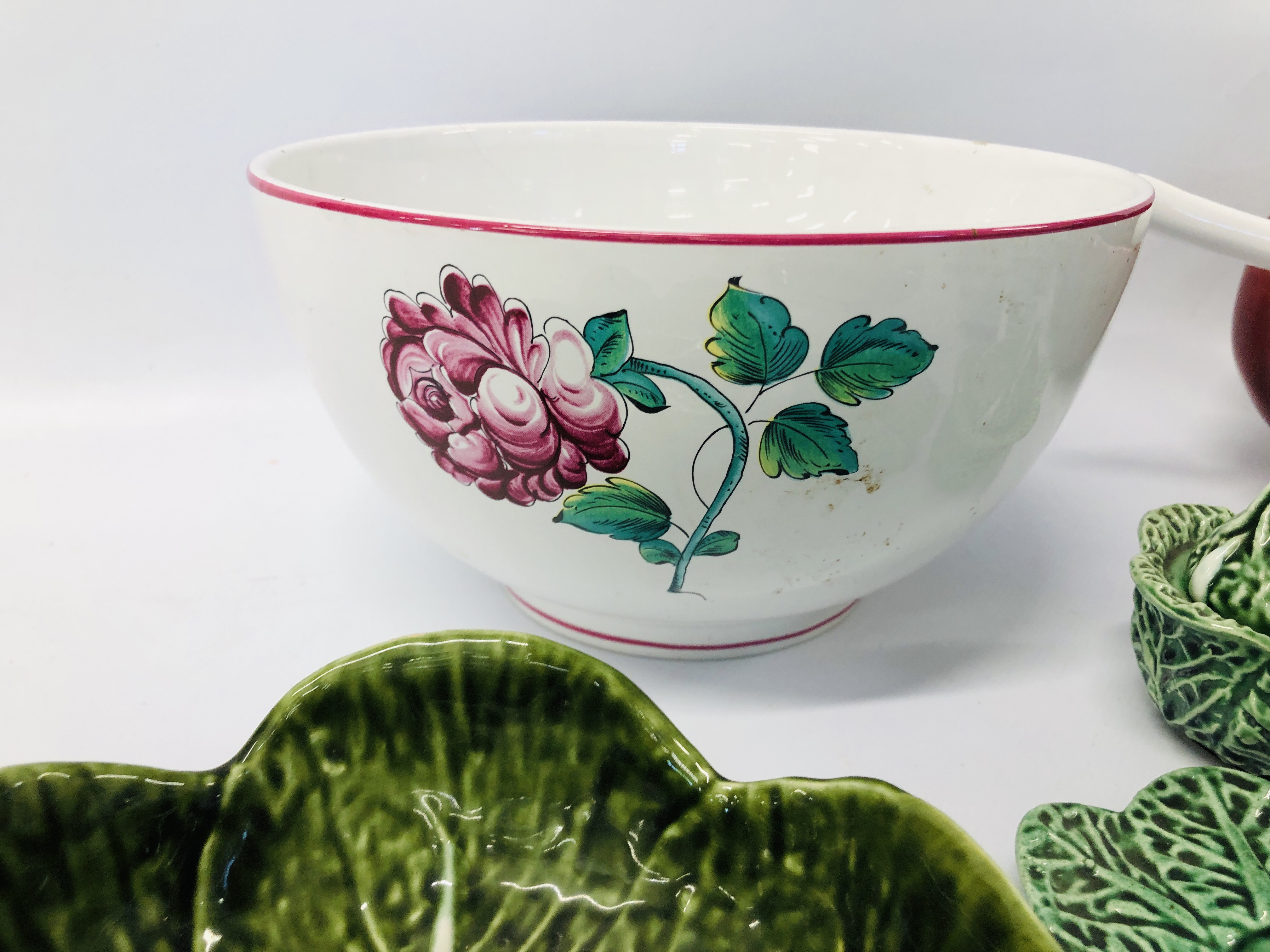 A TIFFANY & Co PUNCH BOWL DECORATED WITH STRASBOURG FLOWERS, W 23. - Image 7 of 8