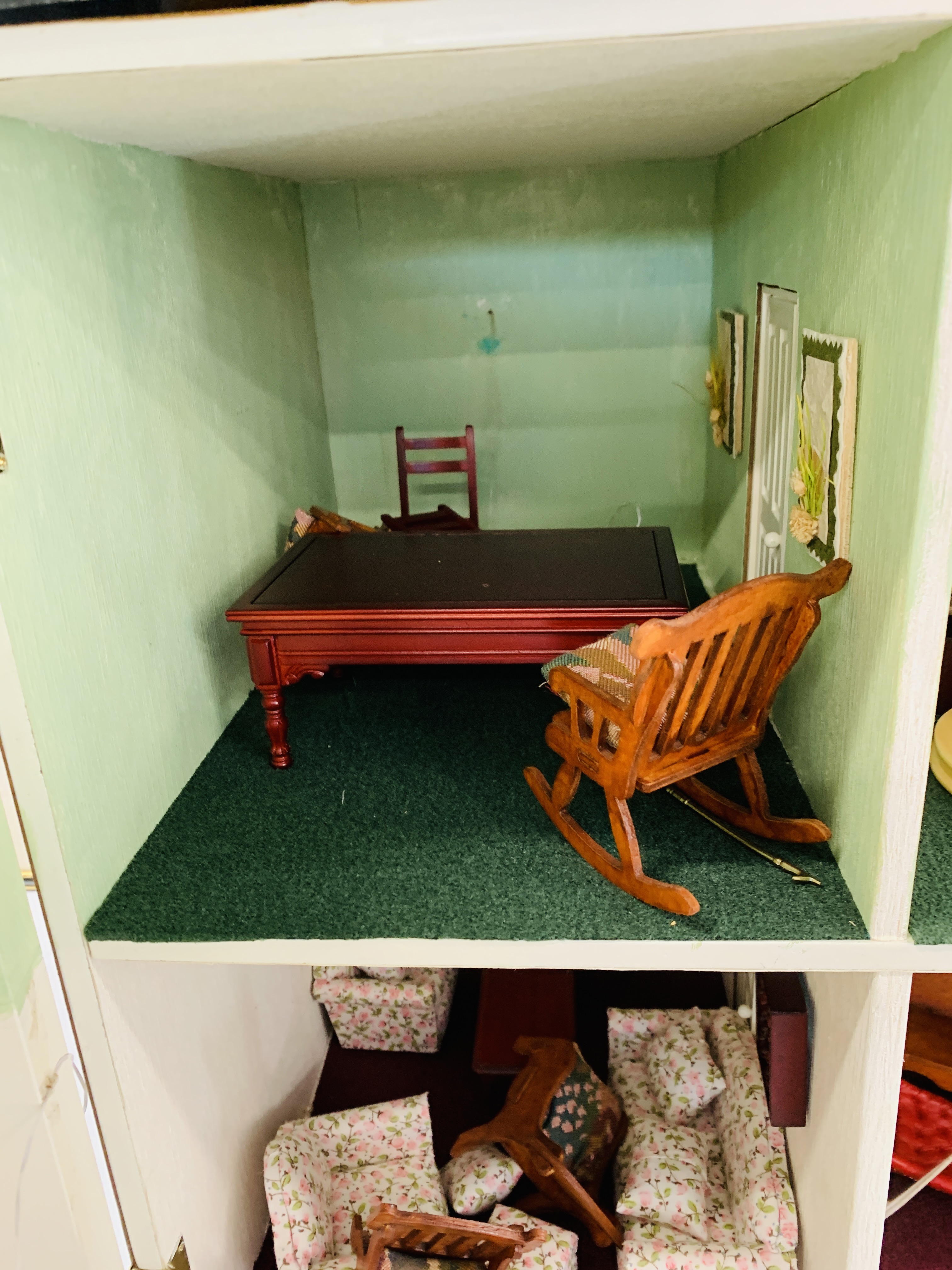 THREE STOREY DOLLS HOUSE ALONG WITH VARIOUS MINIATURE DOLLS HOUSE FURNITURE H 69CM, W 59CM, D 42CM. - Image 9 of 12