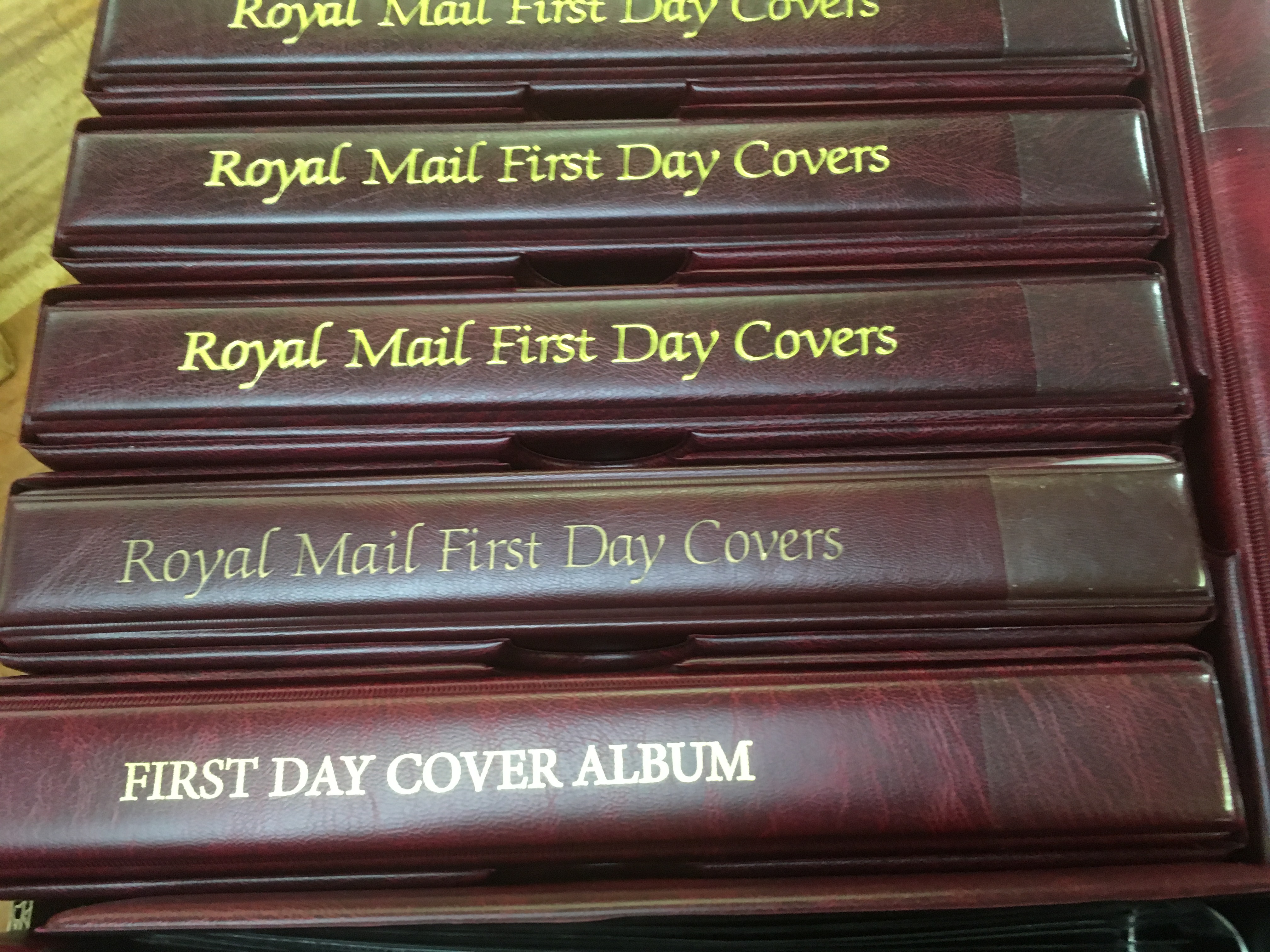 4 ROYAL MAIL AND 10 SIMILAR FIRST DAY COVER ALBUMS IN GOOD CONDITION. - Image 2 of 4