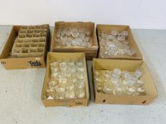 5 X BOXES OF ASSORTED GOOD QUALITY DRINKING GLASSES TO INCLUDE MANY WHISKY TUMBLERS,