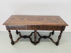AN ANTIQUE MAHOGANY AND WALNUT LIBRARY TABLE WITH INLAID MARQUETRY DETAIL ON CARVED BARLEY TWIST