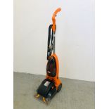 A VAX POWER MAX CARPET CLEANER - SOLD AS SEEN