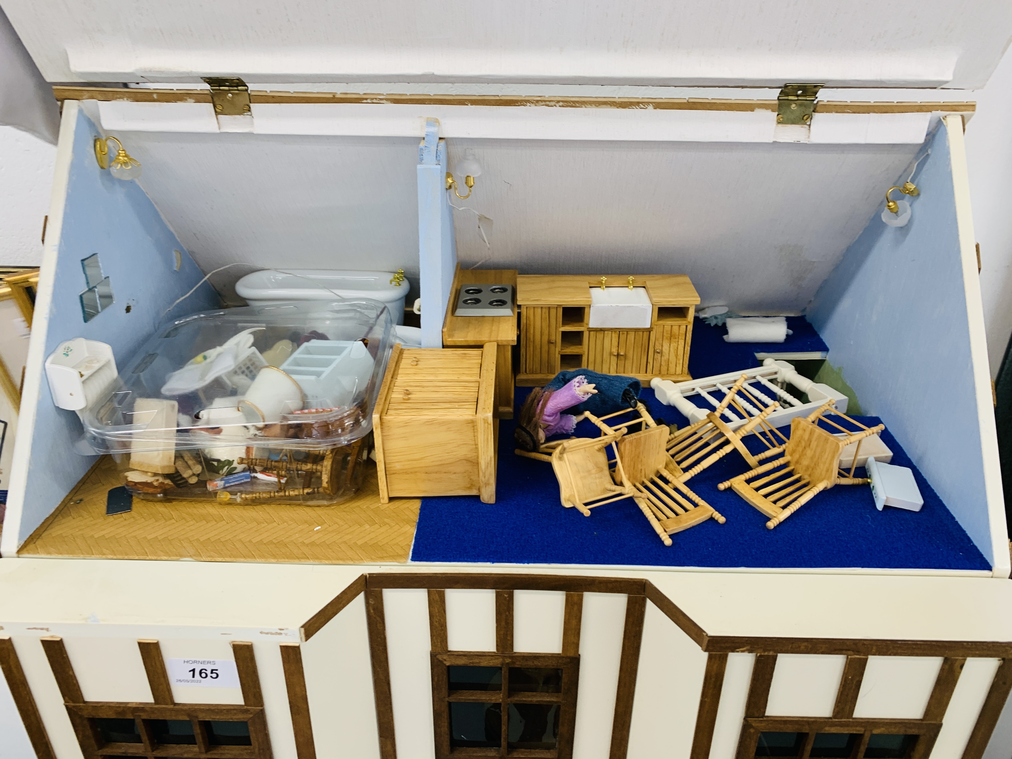 THREE STOREY DOLLS HOUSE ALONG WITH VARIOUS MINIATURE DOLLS HOUSE FURNITURE H 69CM, W 59CM, D 42CM. - Image 8 of 12