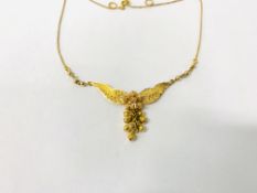 UNUSUAL NOUVEAU STYLE NECKLACE, BEADED CLUSTER DETAIL MARKED 585 LENGTH 34CM.