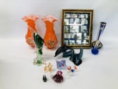 COLLECTION OF ART GLASS TO INCLUDE A PAIR OF ORANGE VASES, FISH, SWAN, ETC.