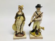 A LATE C18th STAFFORDSHIRE PEARLWARE FIGURE OF A HUNTSMAN AND DOG, ON A SQUARE BASE,