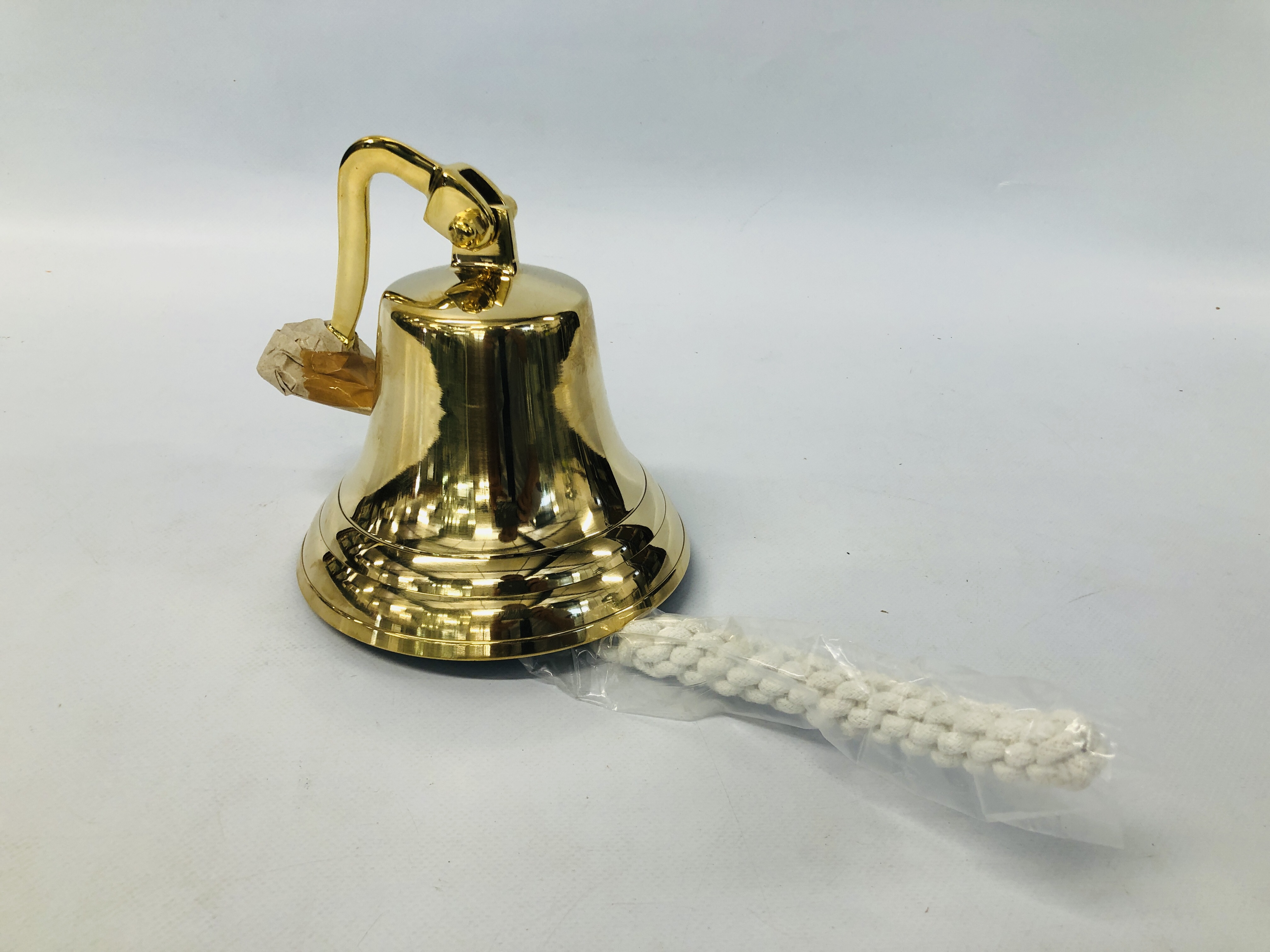 (R) 6" BRASS BELL