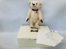 A BOXED STEIFF NICHOLAS BEAR - CREAM 35CM. LIMITED EDITION NO.