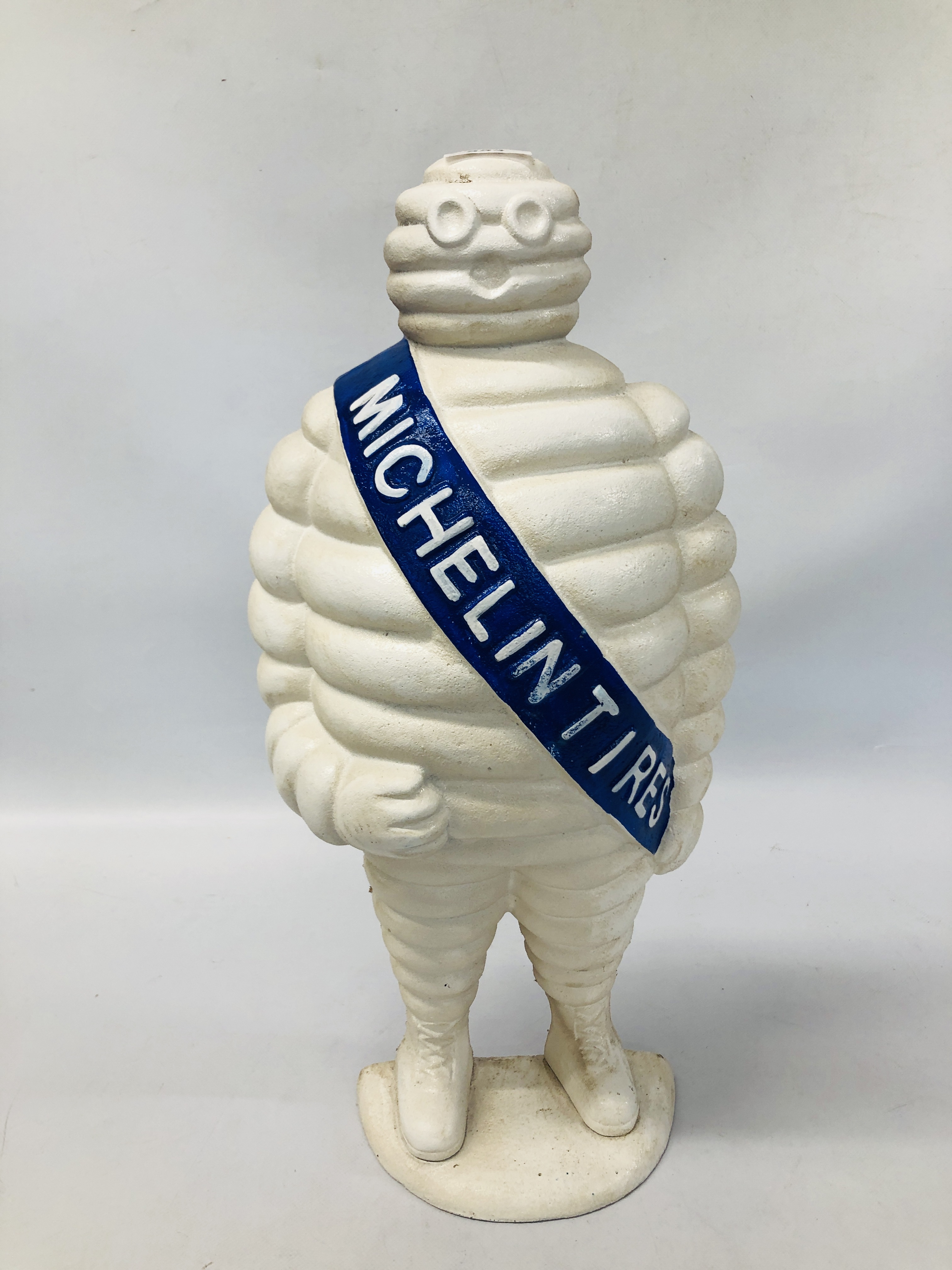 (R) MICHELIN HALF FIGURE DOORSTOP