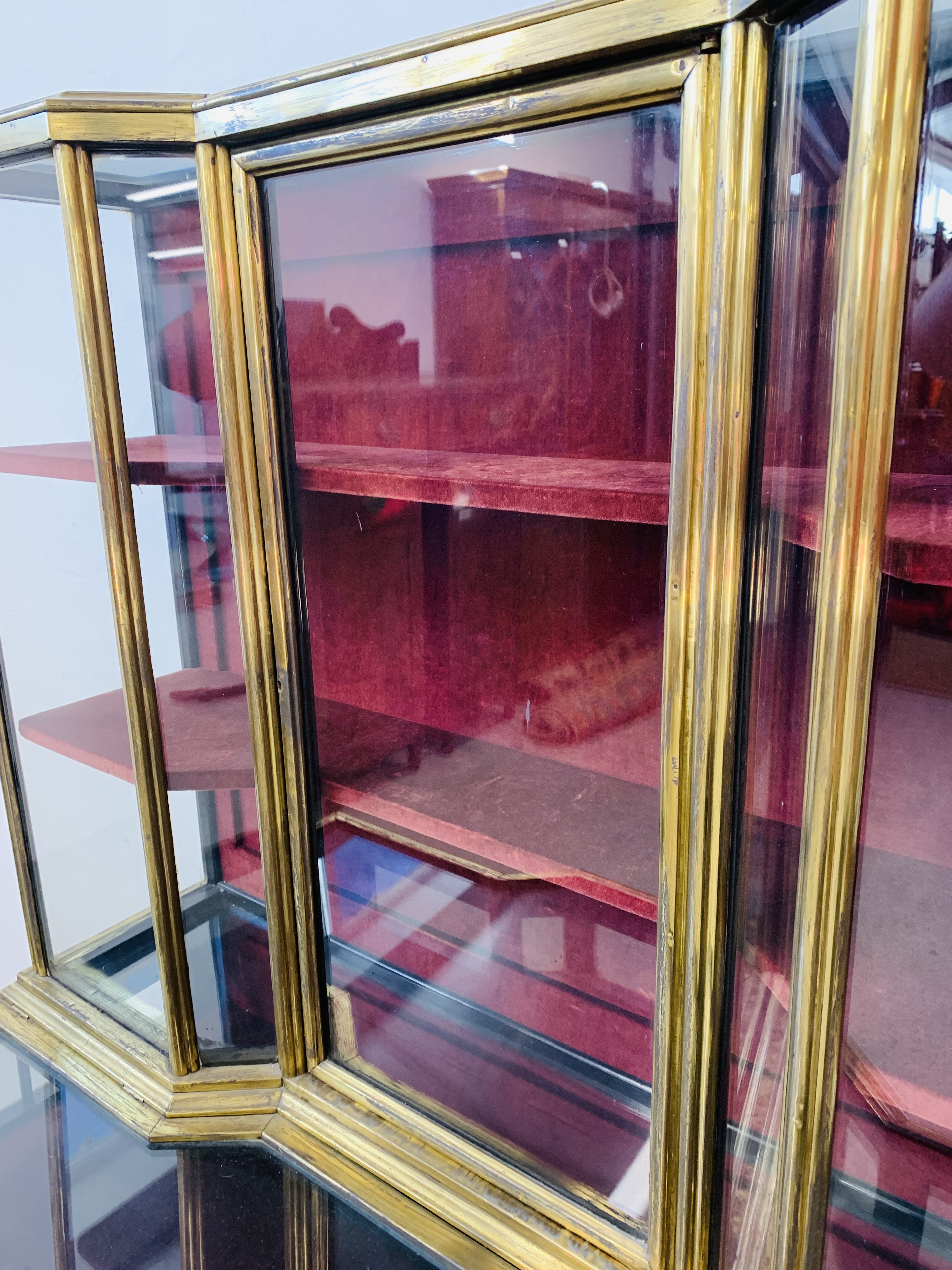 A C19th FRENCH BRASS AND EBONISED CABINET, THE TOP AND SIDES GLAZED, - Image 21 of 31