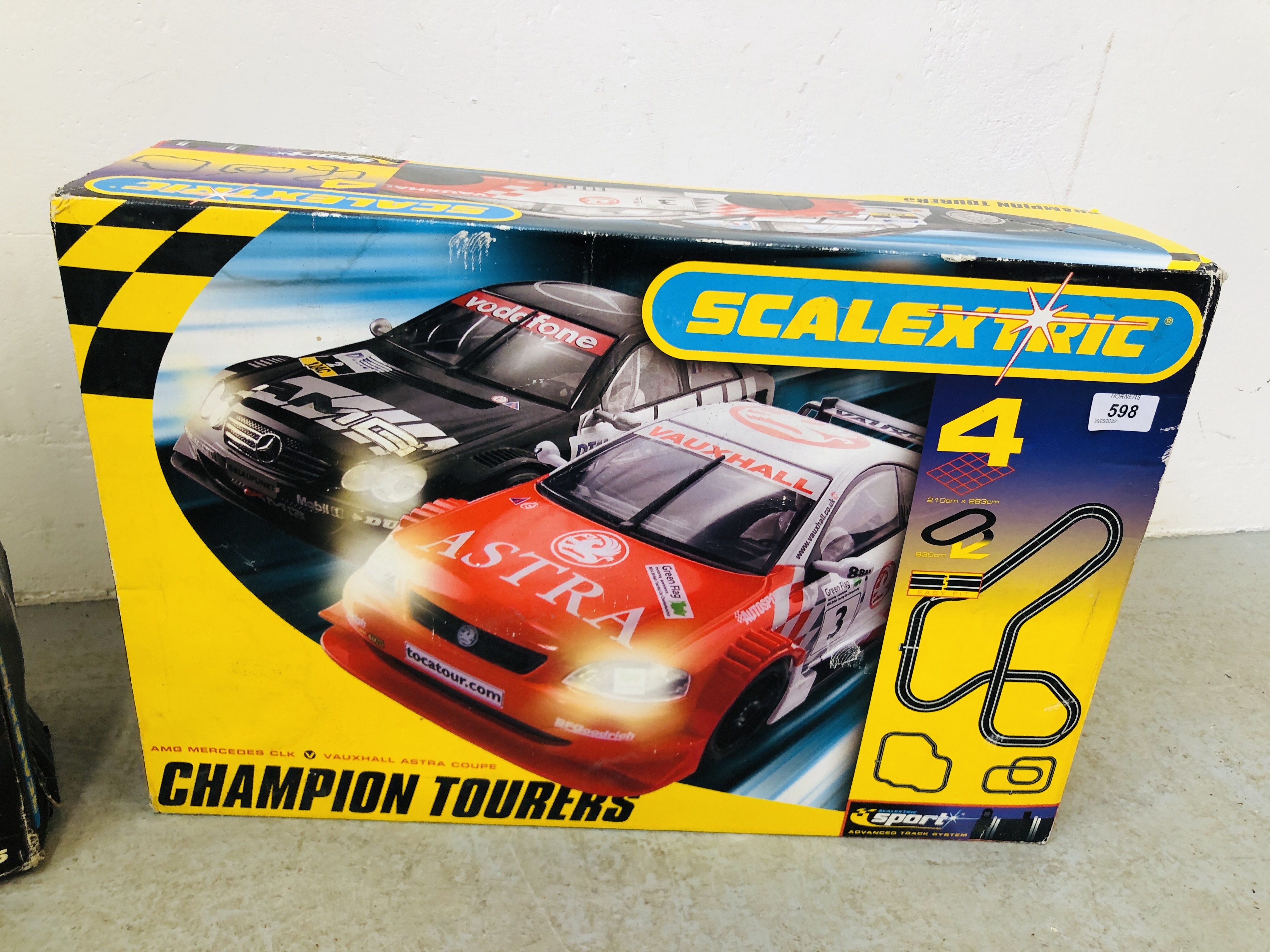 SCALEXTRIC "CHAMPION TOURERS" RACING GAME AND SCALEXTRIC "FORMULA ONE" RACING GAME - Image 2 of 8