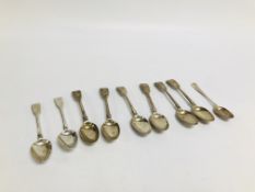 8 X SILVER FIDDLE PATTERN TEASPOONS AND ONE COFFEE SPOON