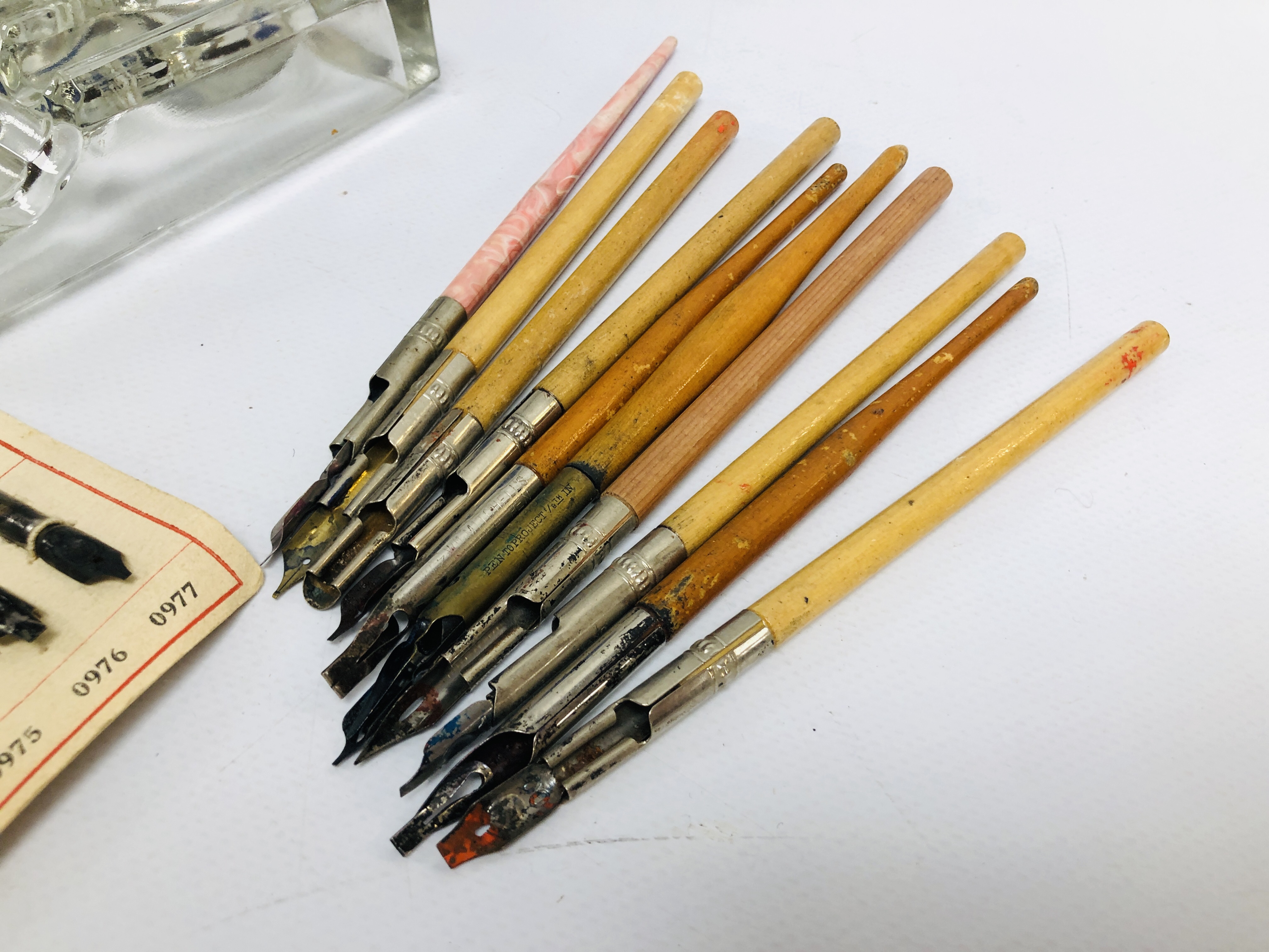 CALLIGRAPHY PENS, NIBS, INK STAND AND STAMP SPONGE. - Image 3 of 8