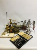 COLLECTION MIXED METAL WARE TO INCLUDE BRASS AND COPPER, KETTLE, CANDELABRA, ETC.