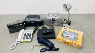 TWO BOXES OF ELECTRICALS TO INCLUDE ROBERTS GEMINI 45 RADIO,
