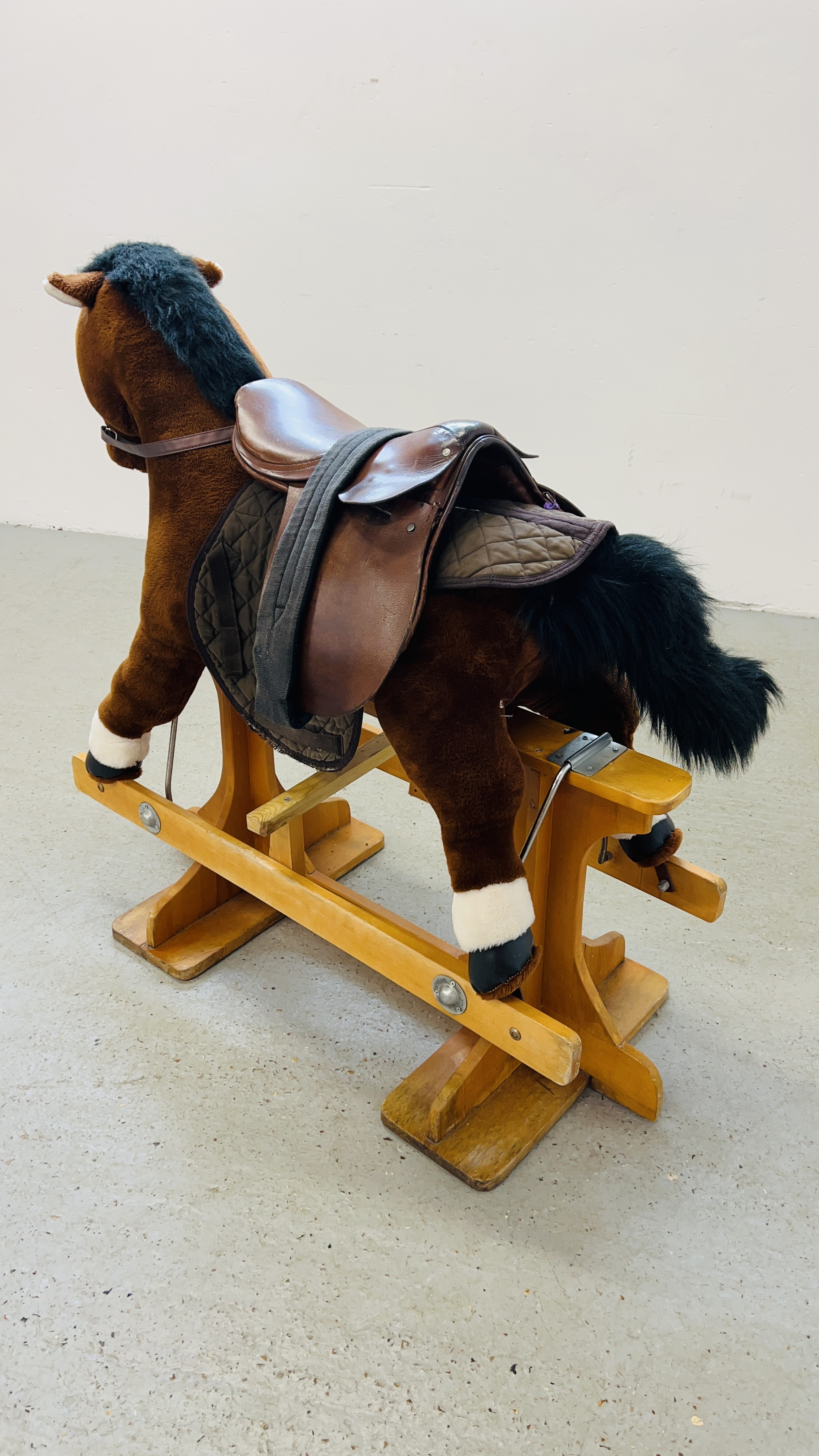 A MODERN CHILDS ROCKING HORSE WITH LEATHER SADLE - Image 3 of 9
