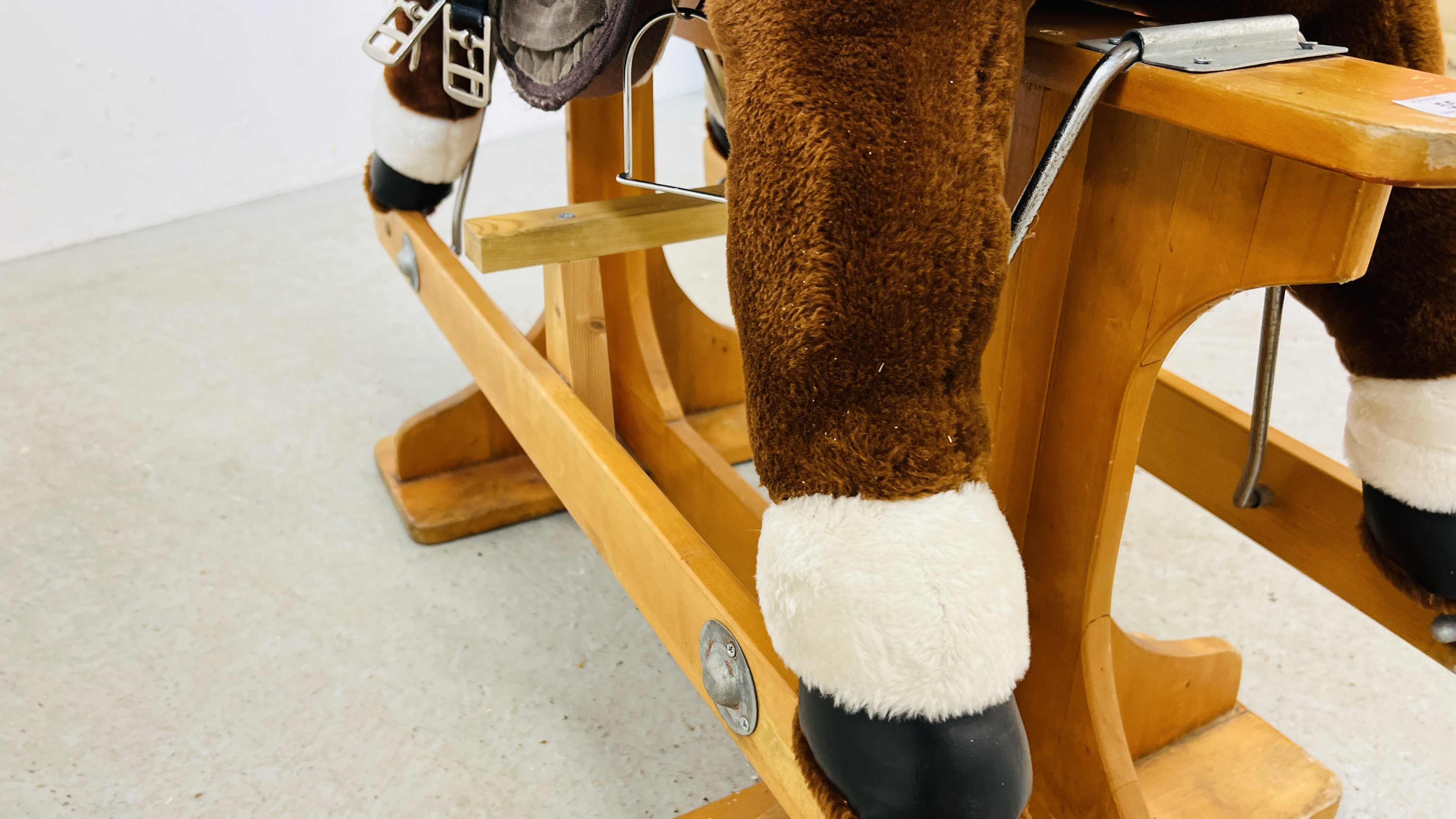 A MODERN CHILDS ROCKING HORSE WITH LEATHER SADLE - Image 8 of 9