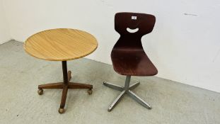 AN ALAN TURVILLE BAGASSE PRODUCTS CIRCULAR TABLE ALONG WITH A PASHOLZ CHILDS OFFICE CHAIR - 1970's