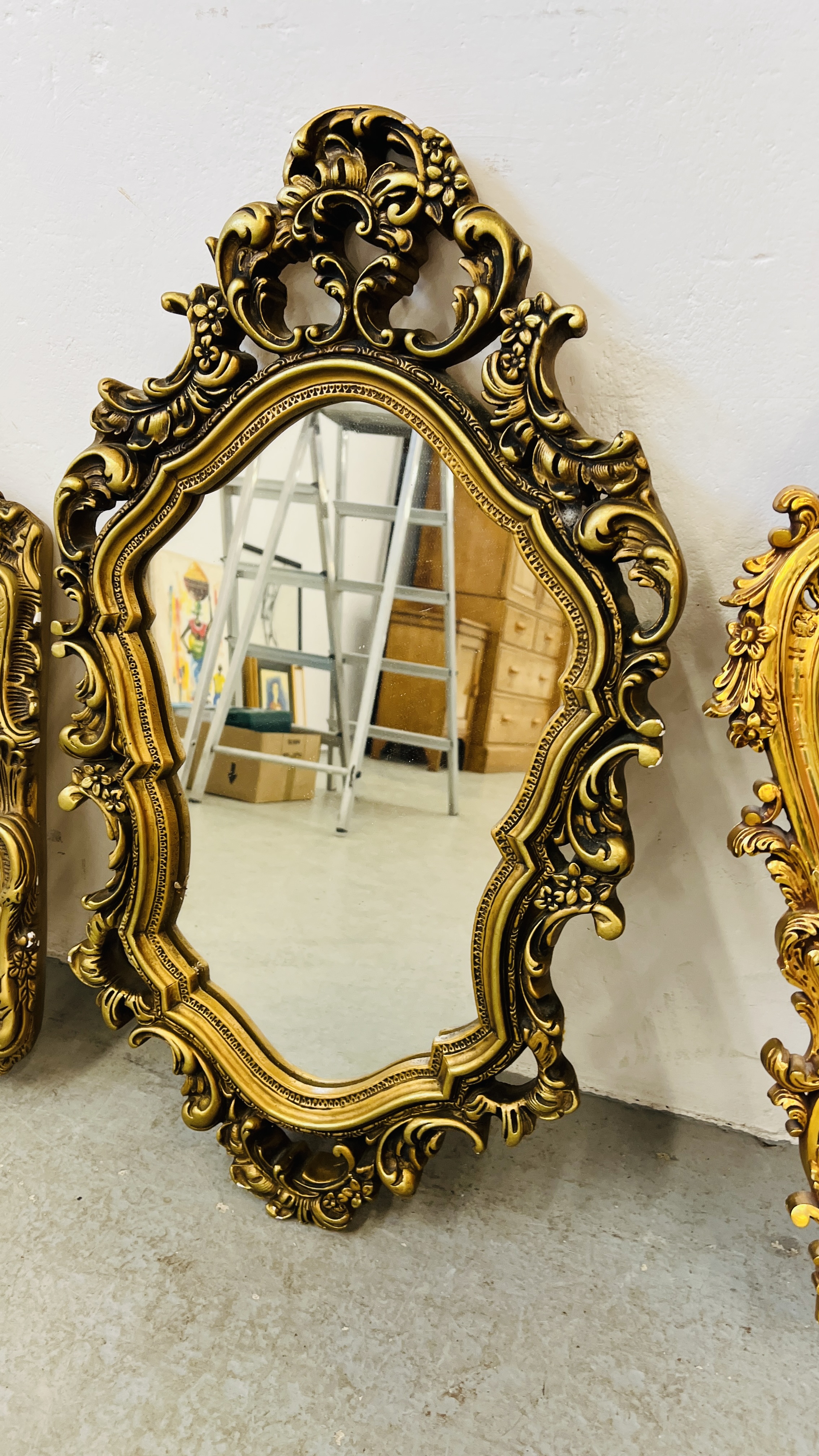 FOUR ORNATE GILT FRAMED DECORATIVE WALL MIRRORS OF VARIOUS DESIGNS - Image 3 of 6