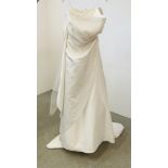 A MON CHERI SIZE 14 IVORY WEDDING DRESS, TAG ATTACHED.