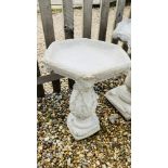 A CLASSICAL FOLIAGE DESIGN STONEWORK BIRD BATH WITH HEXAGONAL TOP HEIGHT 62CM.