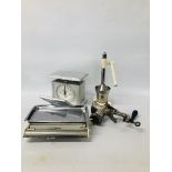 A SET OF VINTAGE BELMONT BATHROOM SCALES ALONG WITH VINTAGE TOWER KLITCHEN SCALES, NO.