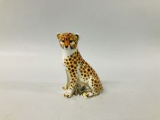 ROYAL CROWN DERBY "CHEETAH CUB" WITH STOPPER.