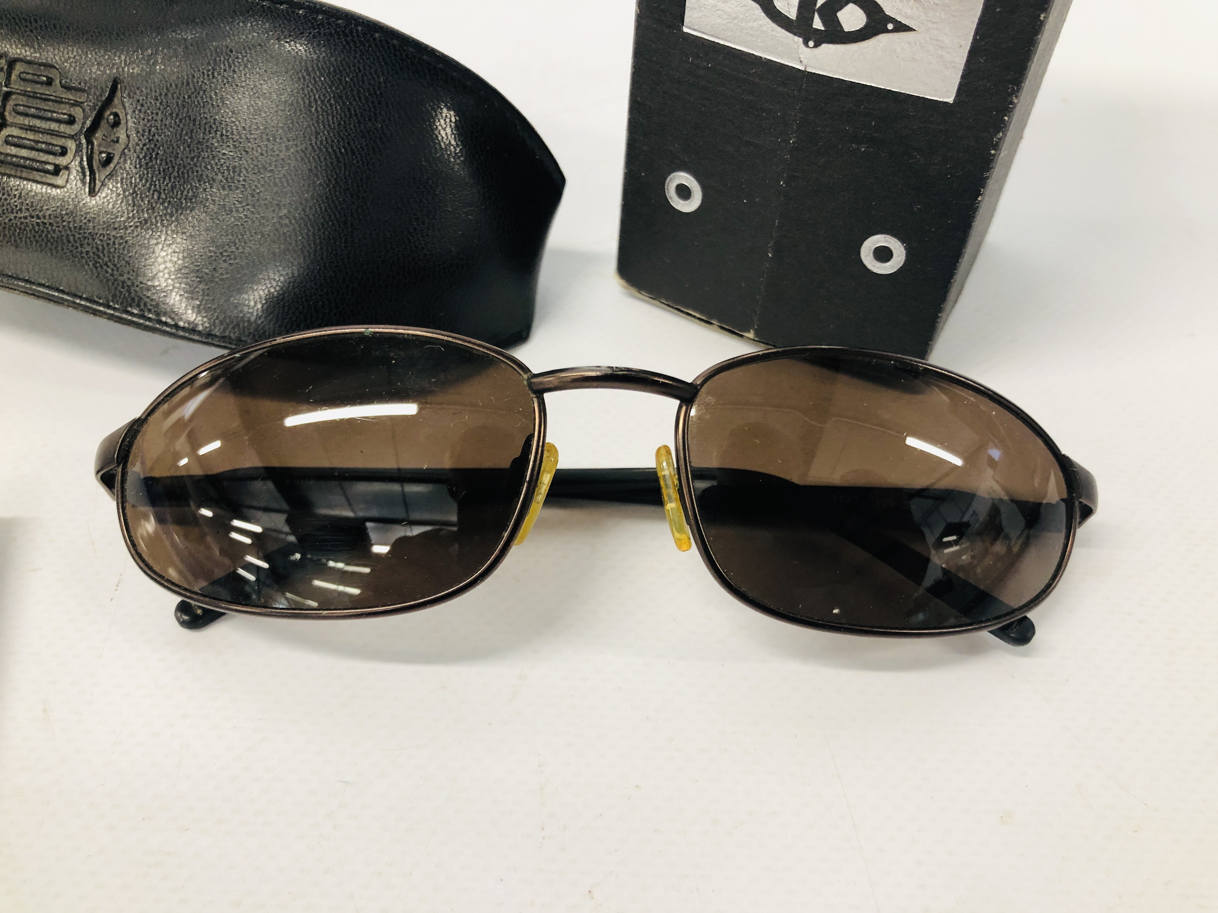 PAIR OF DESIGNER SUN GLASSES MARKED "KILLER LOOP" - Image 2 of 4