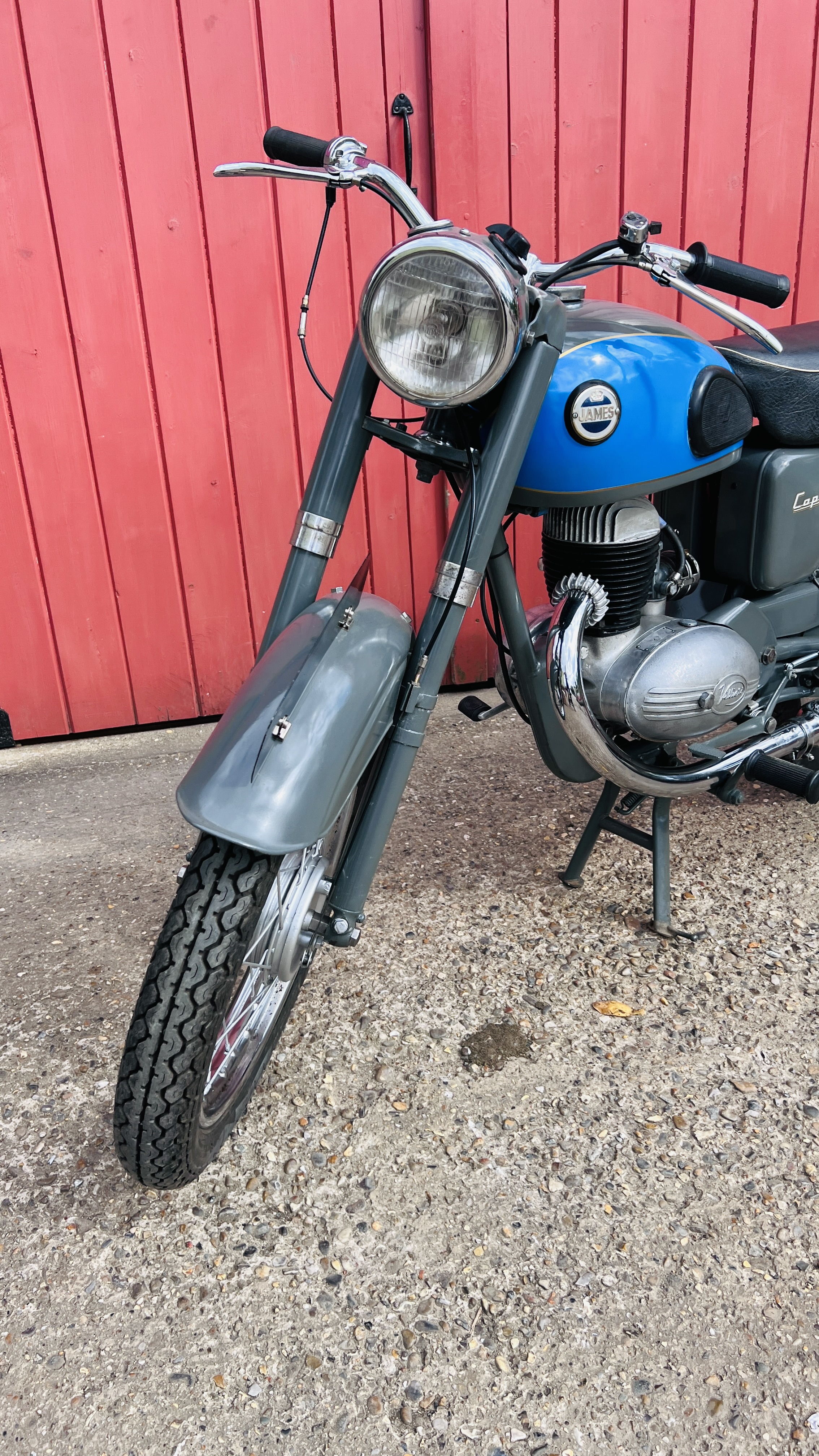 A JAMES CAPTAIN K7 MOTORCYCLE (HISTORICAL VEHICLE) FIRST REG. 20/09/1958 REG NO. - Image 2 of 12