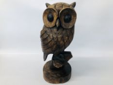 CARVED HARDWOOD STUDY OF AN OWL.
