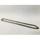 A HEAVY SILVER FLAT LINK NECKLACE LENGTH 70CM.
