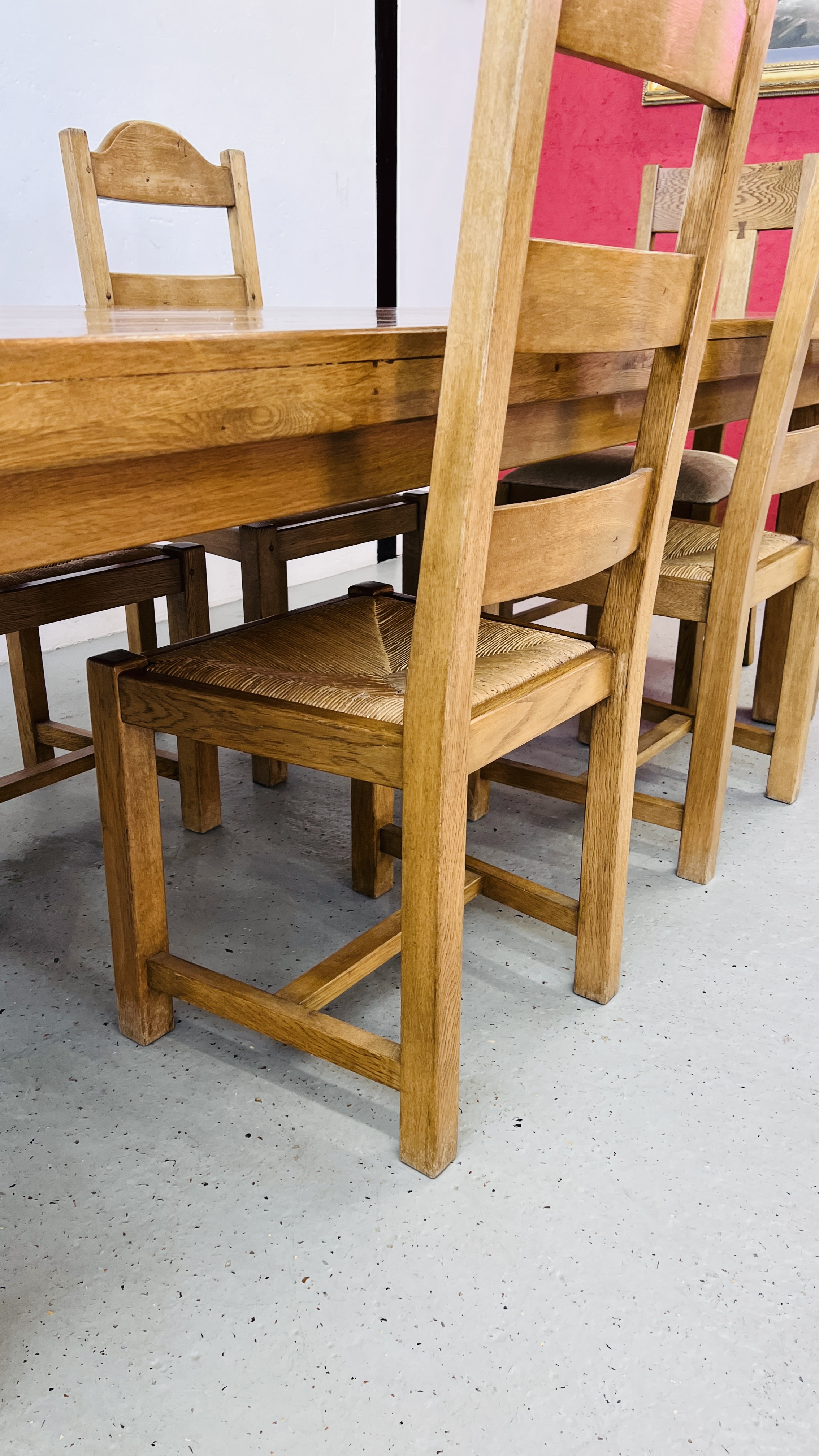 A MODERN SOLID OAK DINING TABLE LENGTH 220CM, - Image 15 of 15