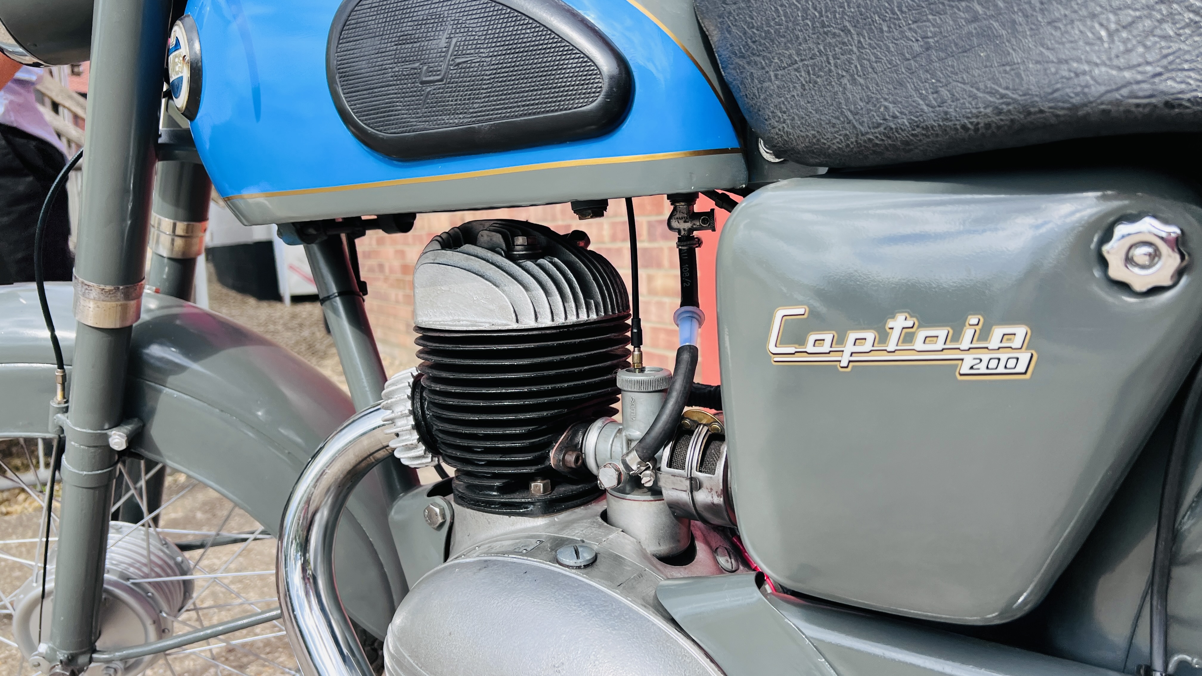 A JAMES CAPTAIN K7 MOTORCYCLE (HISTORICAL VEHICLE) FIRST REG. 20/09/1958 REG NO. - Image 7 of 12