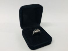 18KT WHITE GOLD DIAMOND AND SAPPHIRE RING WITH CERTIFICATE