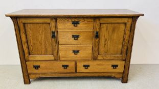 A GOOD QUALITY OAK DRESSER BASE WIDTH 145CM. DEPTH 48CM. HEIGHT 93CM.