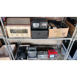 A GROUP OF VINTAGE AUDIO AND VISUAL EQUIPMENT TO INCLUDE FOUR FERGUSON CASSETTE PLAYERS A/F,