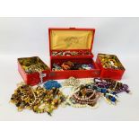 JEWELLERY BOX AND CONTENTS TO INCLUDE VINTAGE BROOCHES, BEADED NECKLACES, WRIST WATCH, ETC.