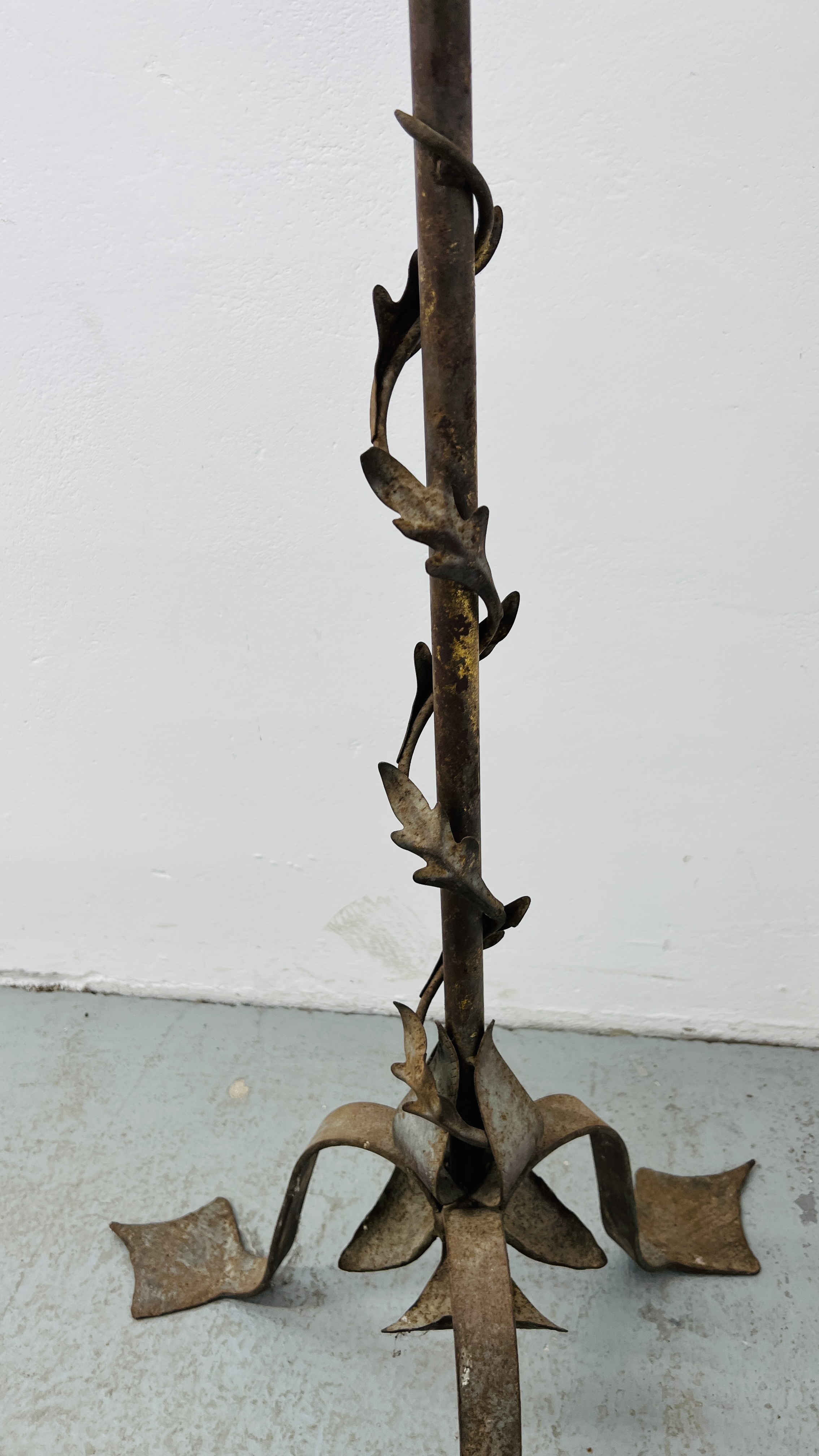 AN ARTS AND CRAFTS STYLE FIVE BRANCH STANDARD CANDELABRA H 146CM. - Image 6 of 6
