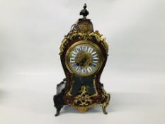 ANTIQUE FRENCH BOULLE MANTEL CLOCK, GILT AND ENAMELLED DETAIL HEIGHT 35CM.