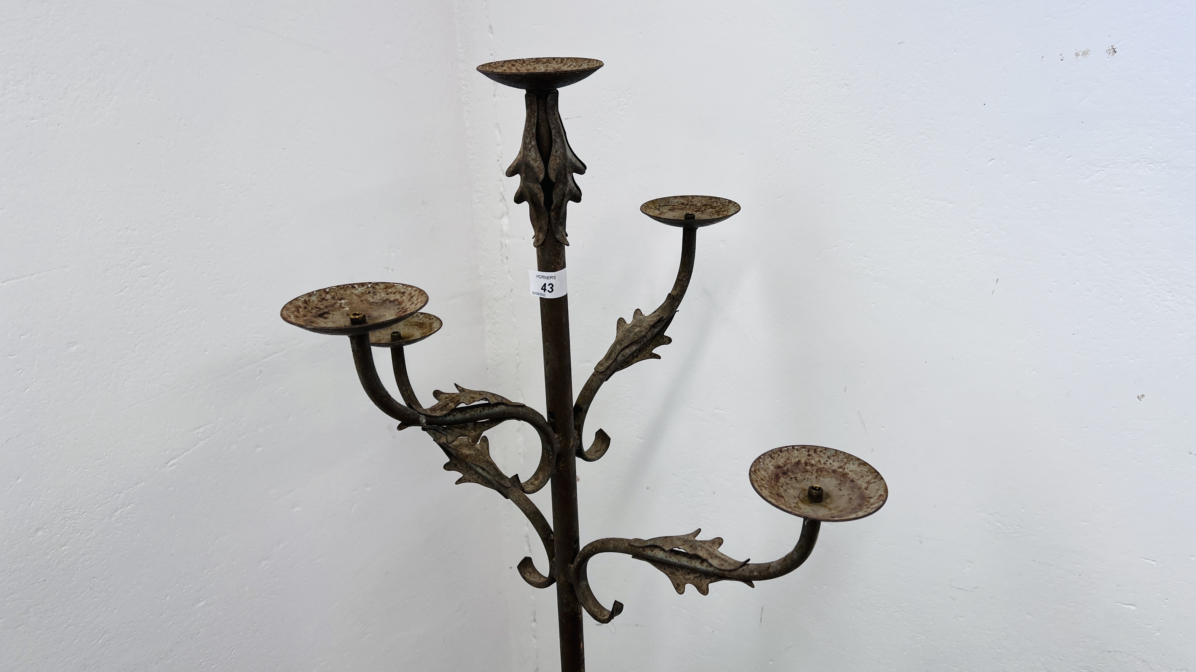 AN ARTS AND CRAFTS STYLE FIVE BRANCH STANDARD CANDELABRA H 146CM. - Image 2 of 6